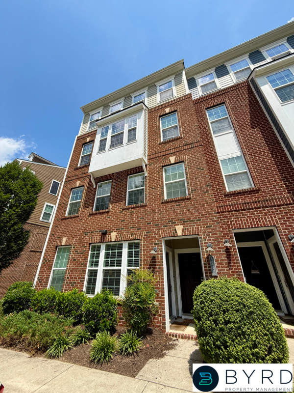 4215 Saunders Tavern Trail – photo 1 of 34