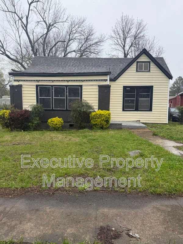 3116 Steiner Avenue – photo 1