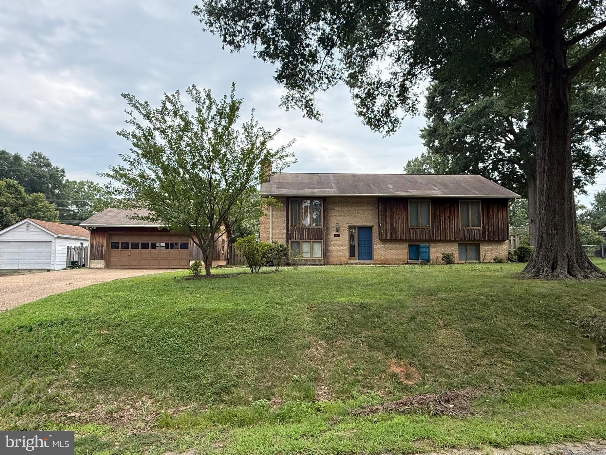602 GALVESTON Road – photo 1 of 29