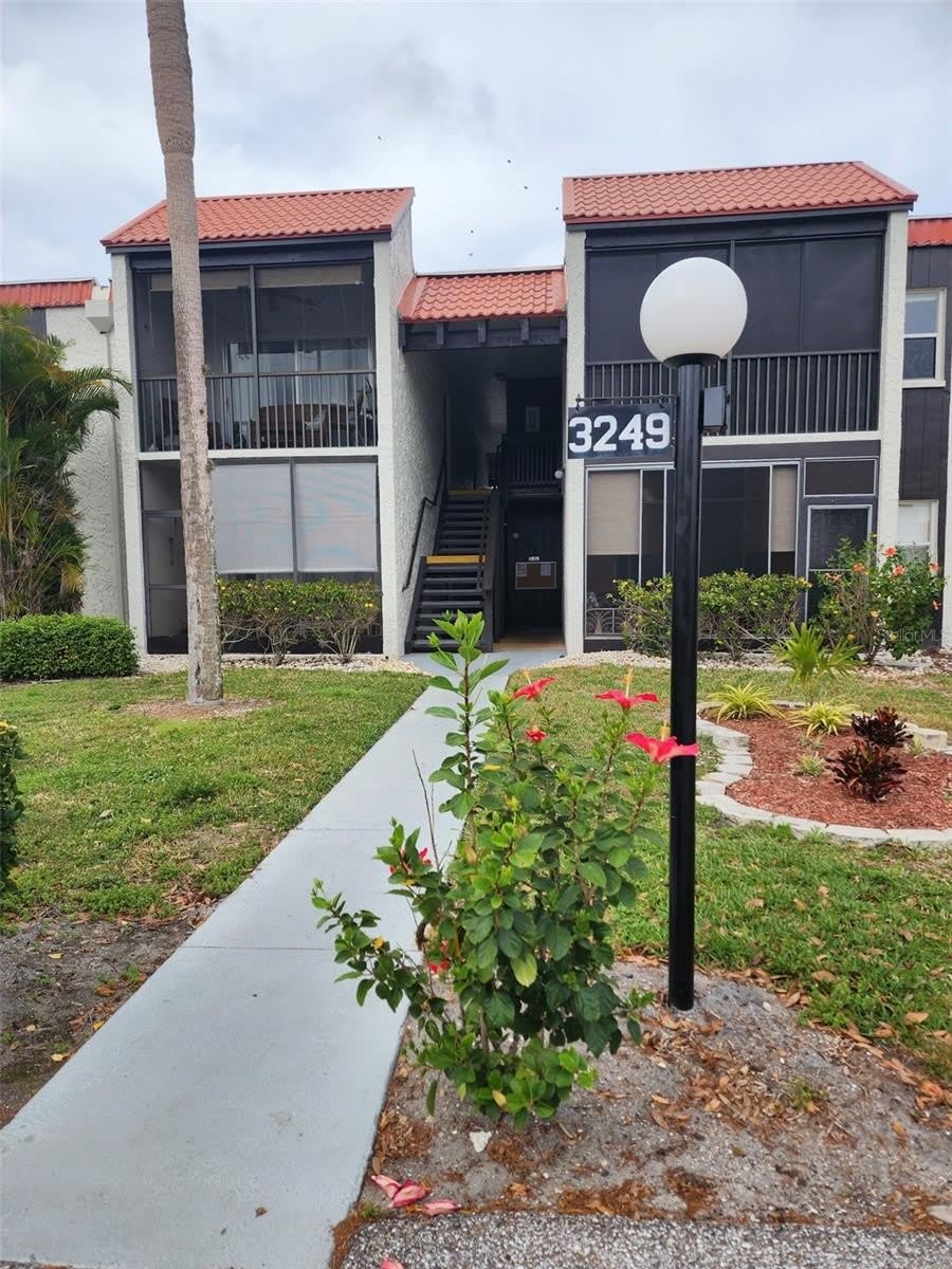 3249 Beneva Road – photo 1 of 85