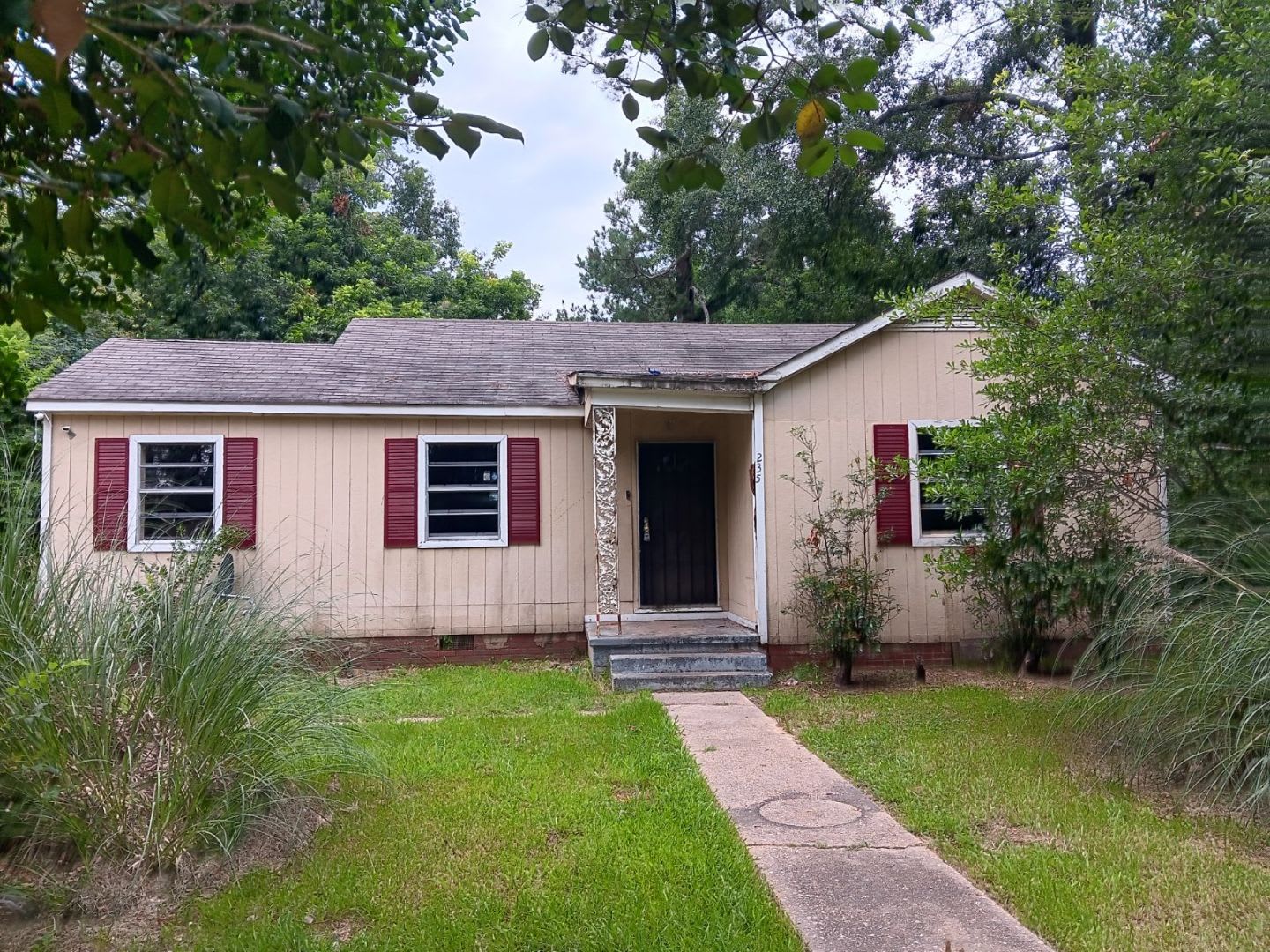 235 Shadowlawn Drive – photo 1 of 142