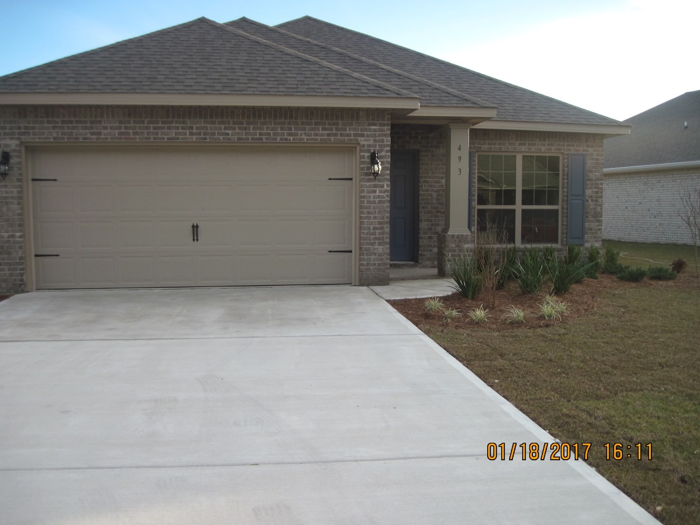 New 3 Bedroom in Driftwood Estates – photo 1