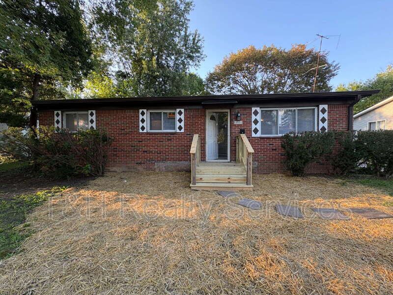 8138 East 34th Street – photo 1