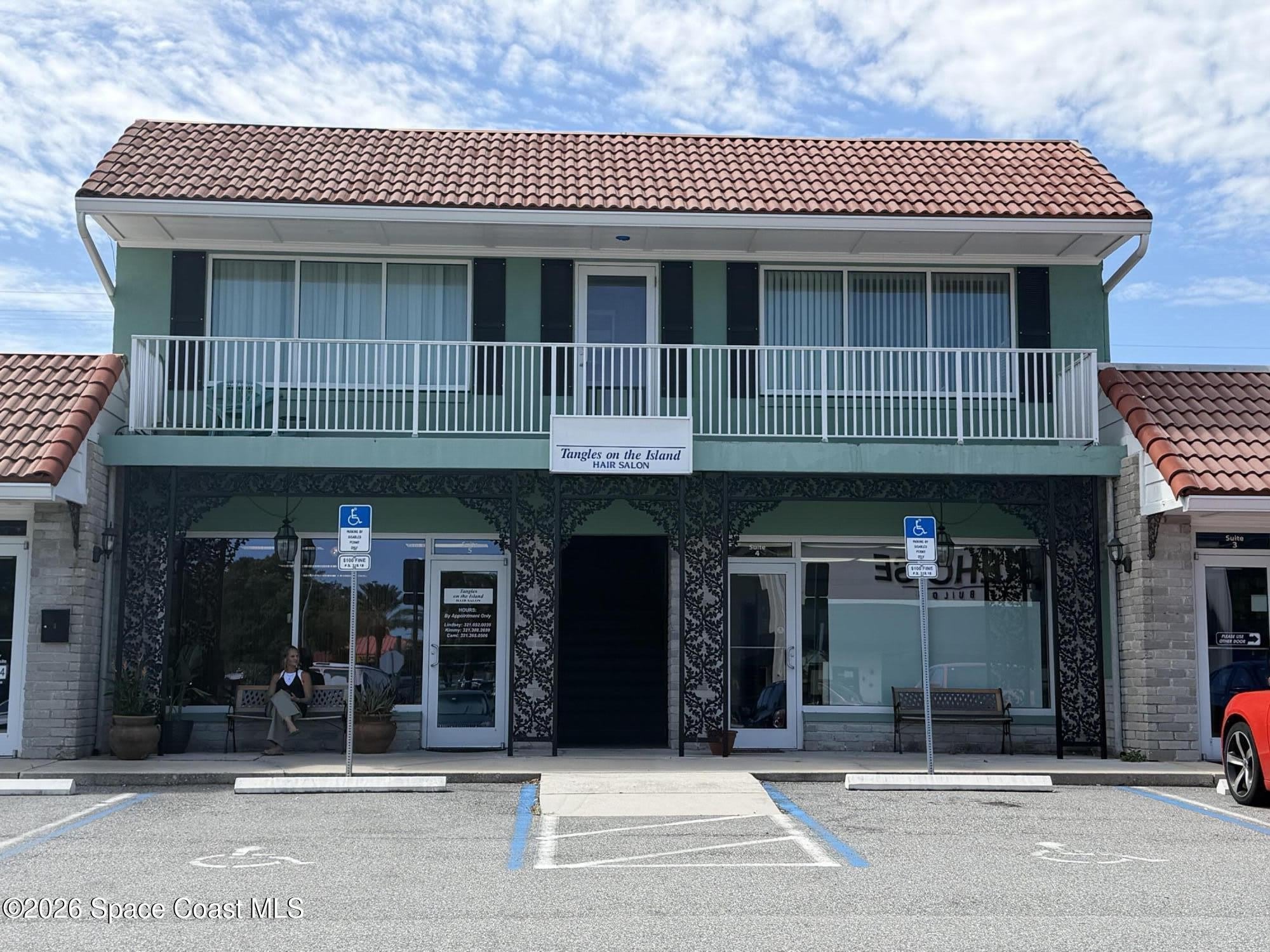 275 Magnolia Avenue – photo 1 of 16