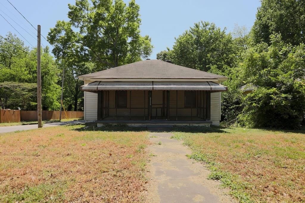 1742 Ware Avenue – photo 1 of 15