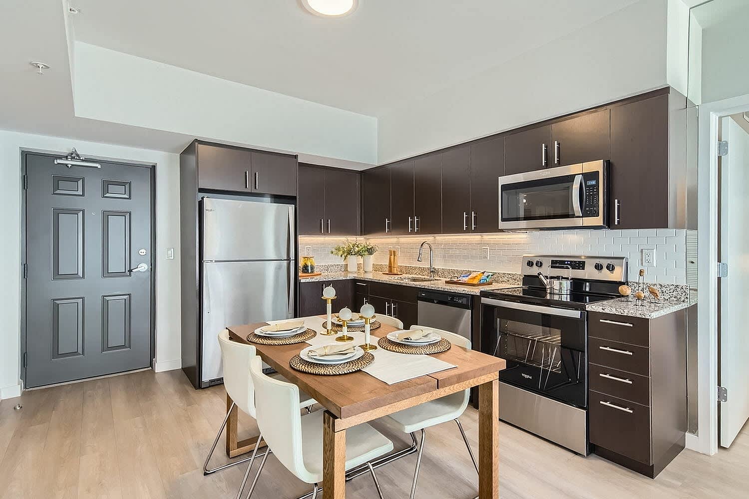 Amelia Apartments – photo 1