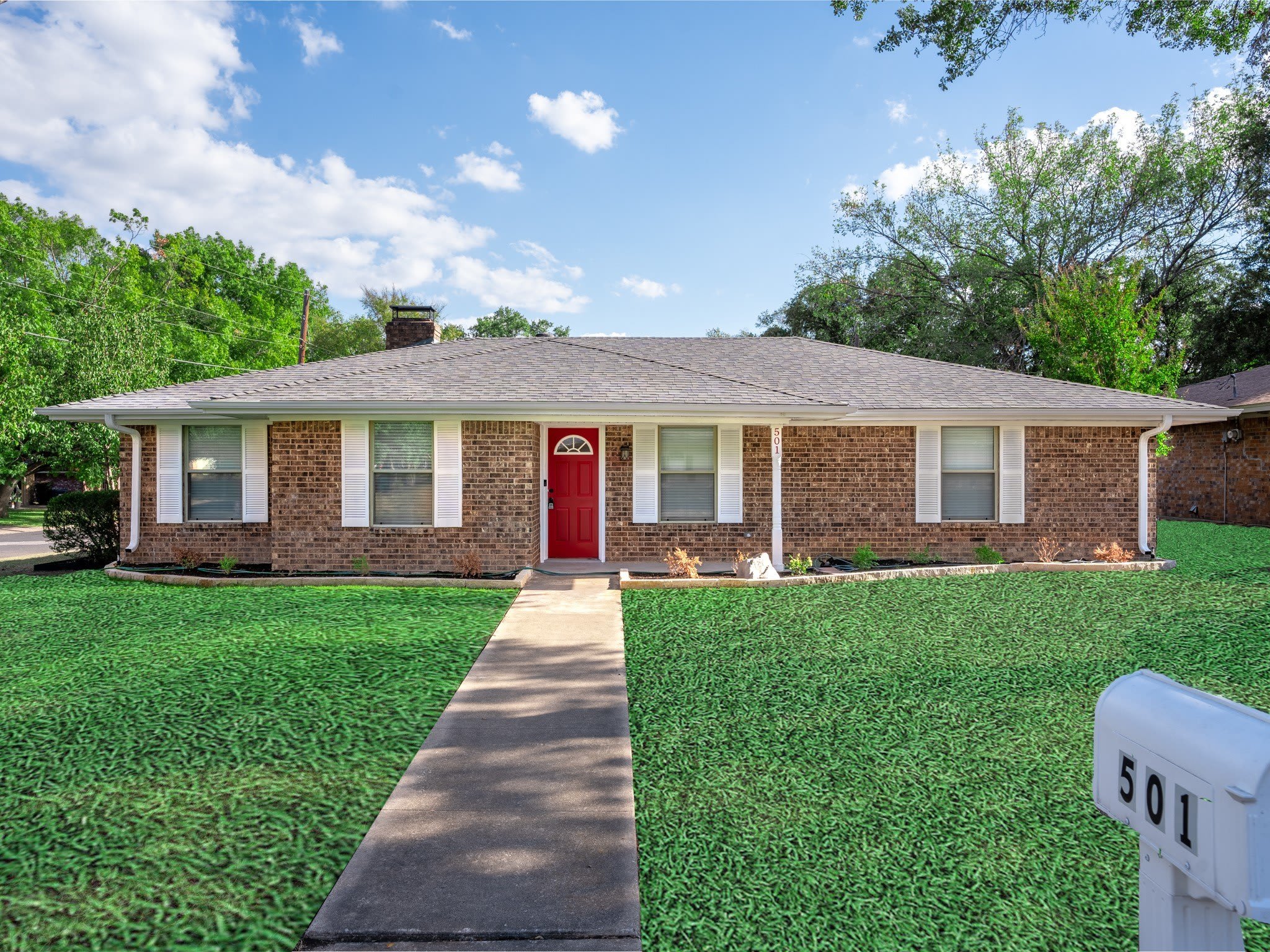 501 Edgewood Avenue – photo 1