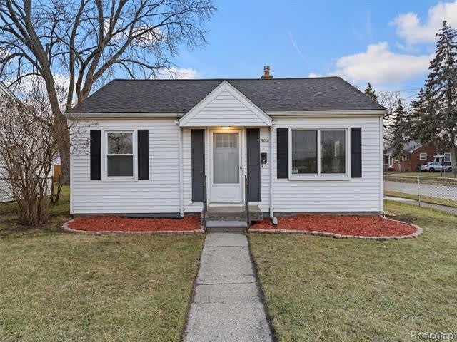 904 E Otis Avenue – photo 1 of 17