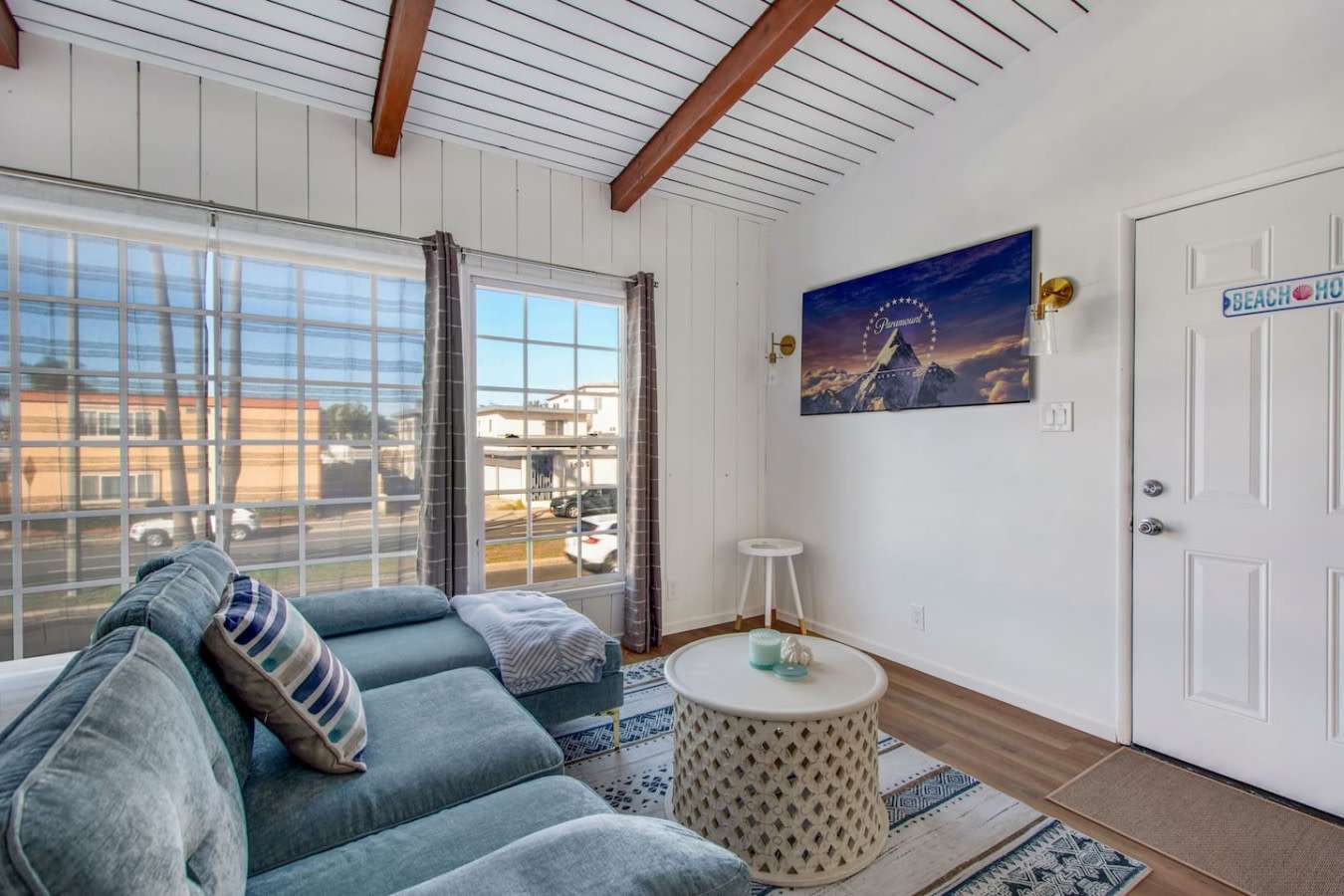 1430 Manhattan Beach Blvd – photo 1 of 16
