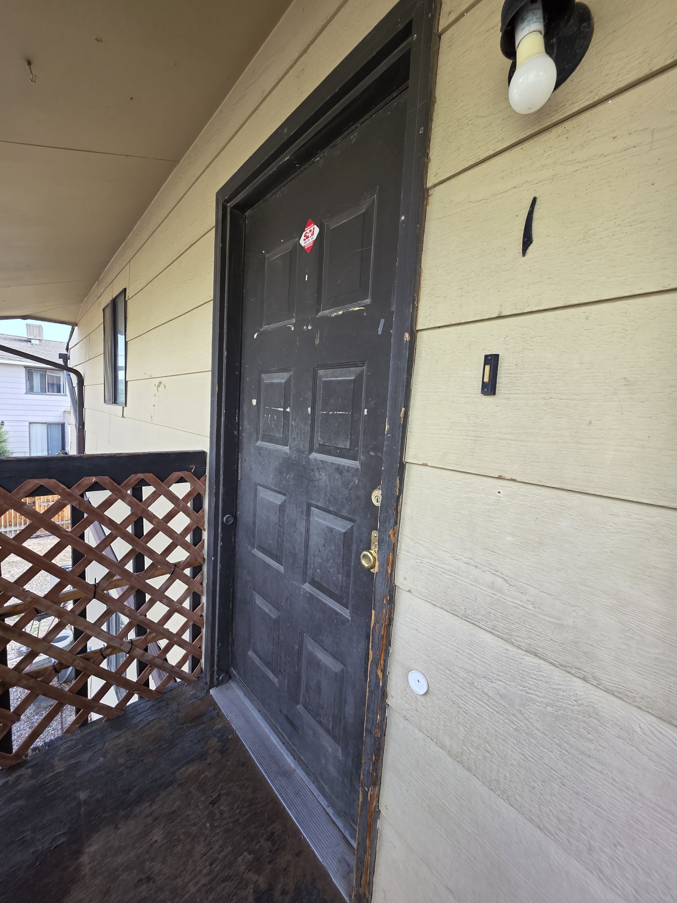 3226 Rood Ave #1 – photo 1 of 10
