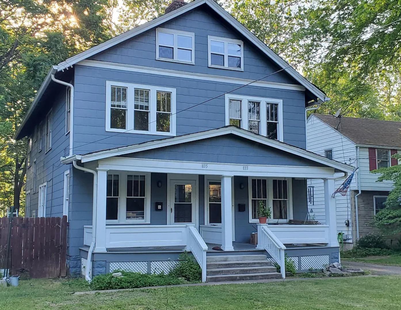Beautiful 4 bedroom, 1 bath in Bexley. $500 off second months rent! – photo 1 of 10