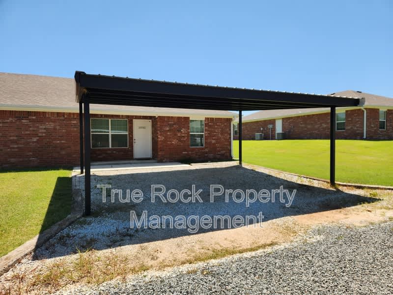 13760 County Road 1554 – photo 1 of 11