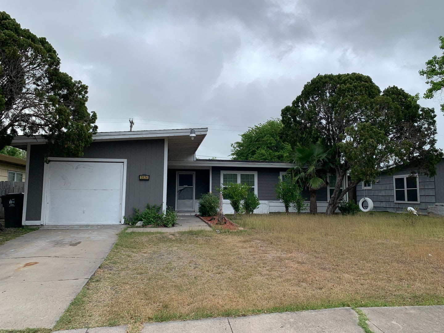 5934 Lucille – photo 1