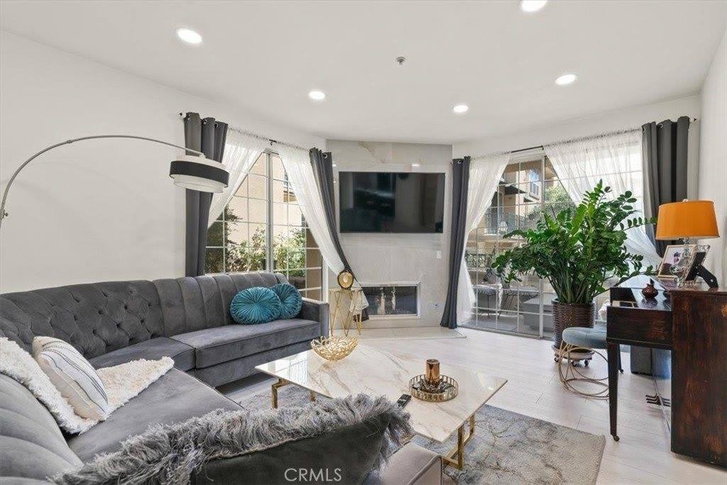 17809 Halsted – photo 1
