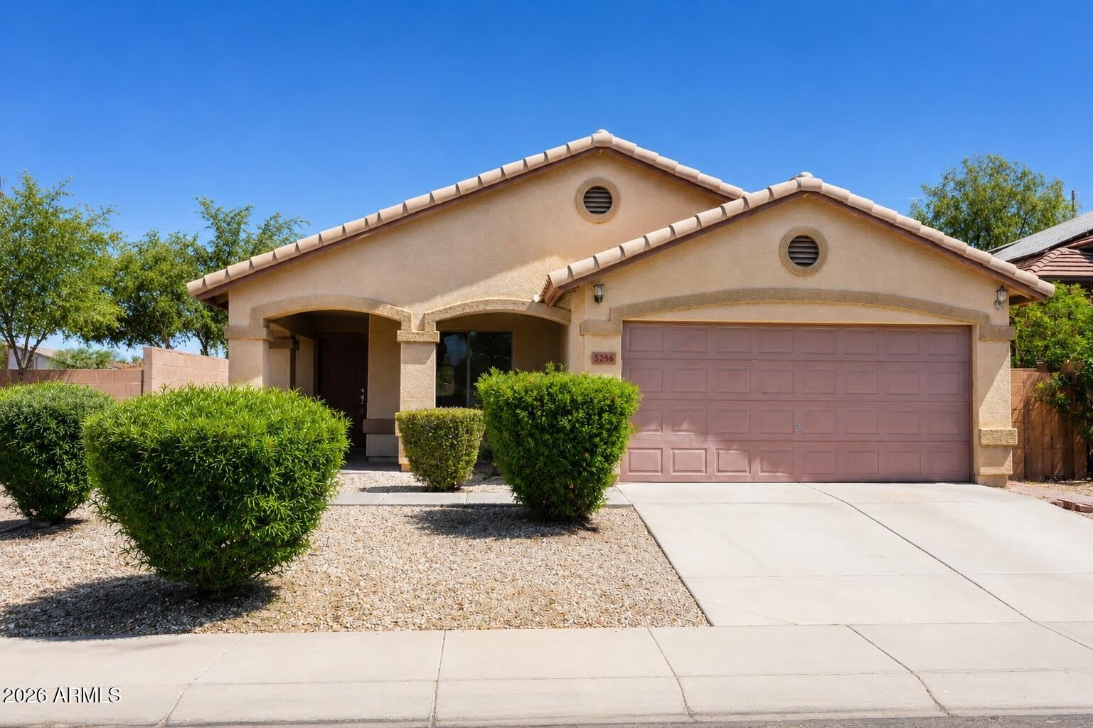 5256 W PLEASANT Lane – photo 1