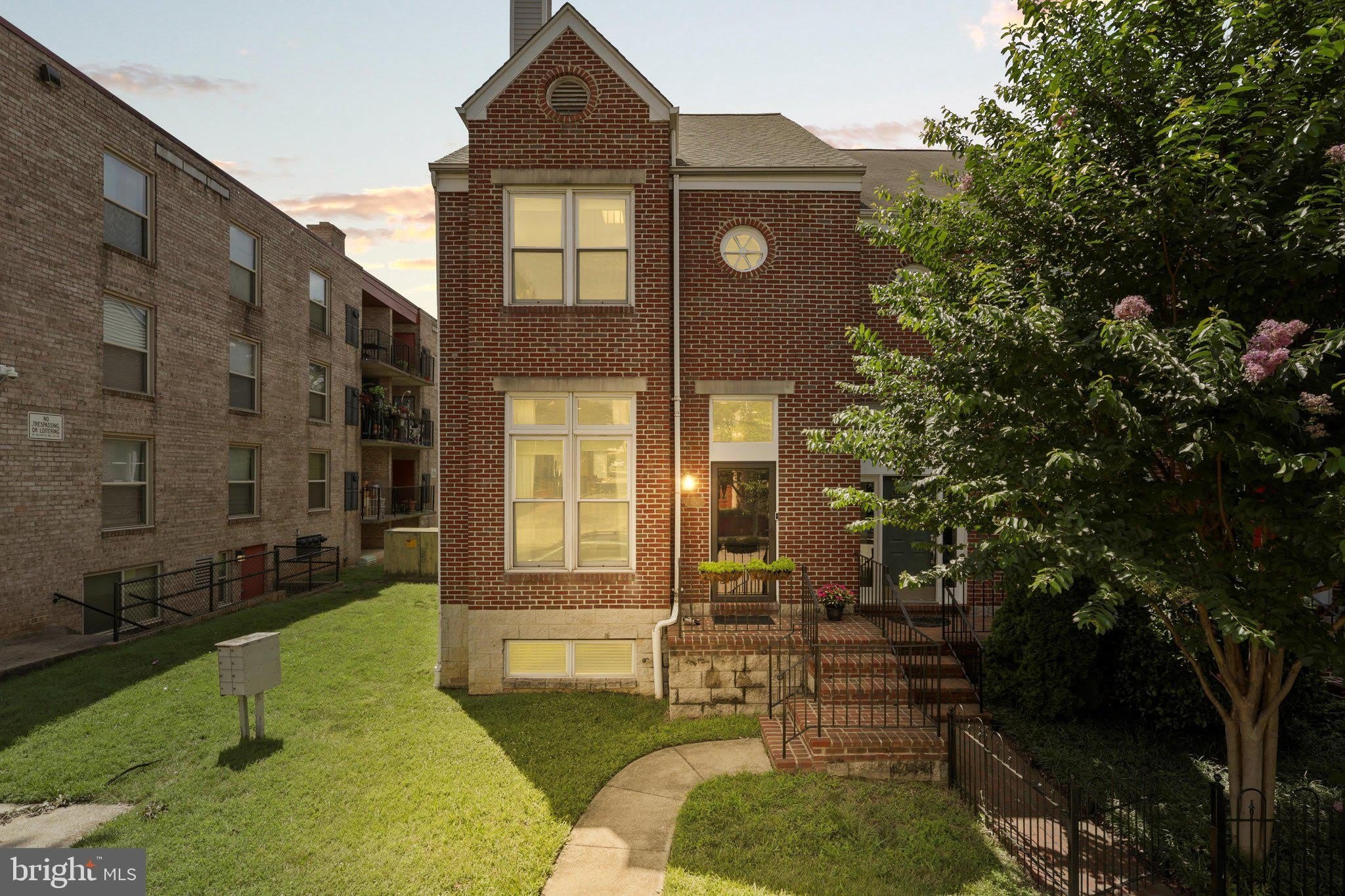 626 N PAYNE Street – photo 1