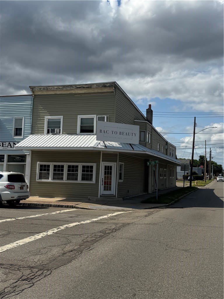 120 W 14th Street – photo 1 of 8