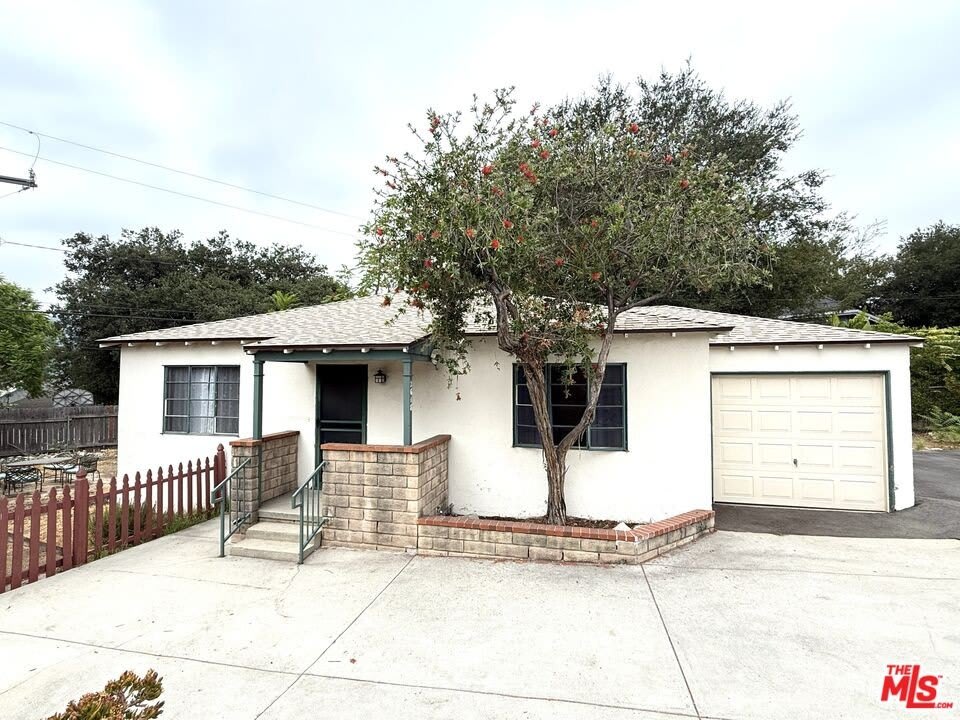 2618 Prospect Ave – photo 1 of 87
