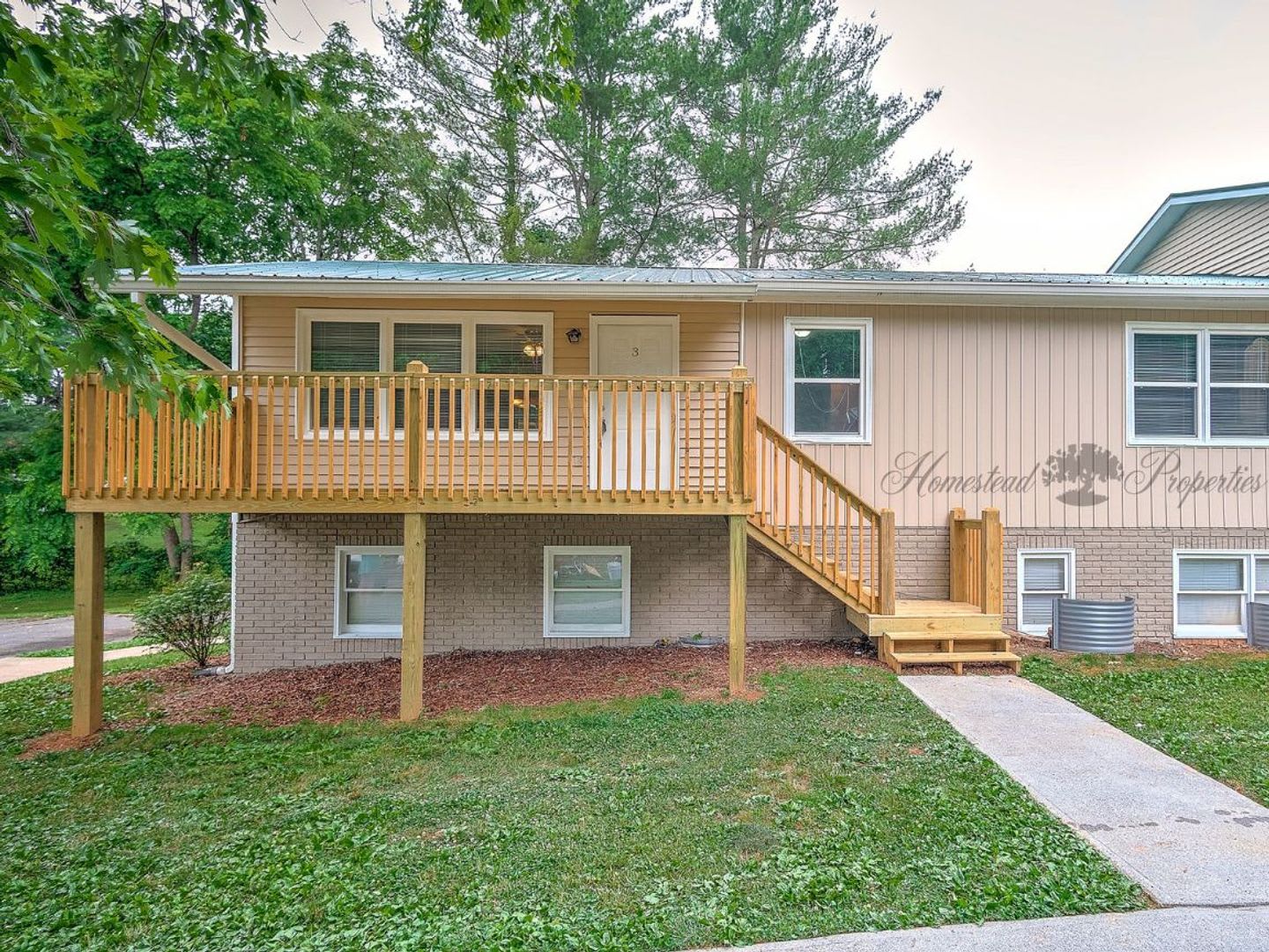 Move In Specials Renovated 3 Bedroom 1 5 Bath Apartment On Greenbriar Circle Johnson City Tn – photo 1