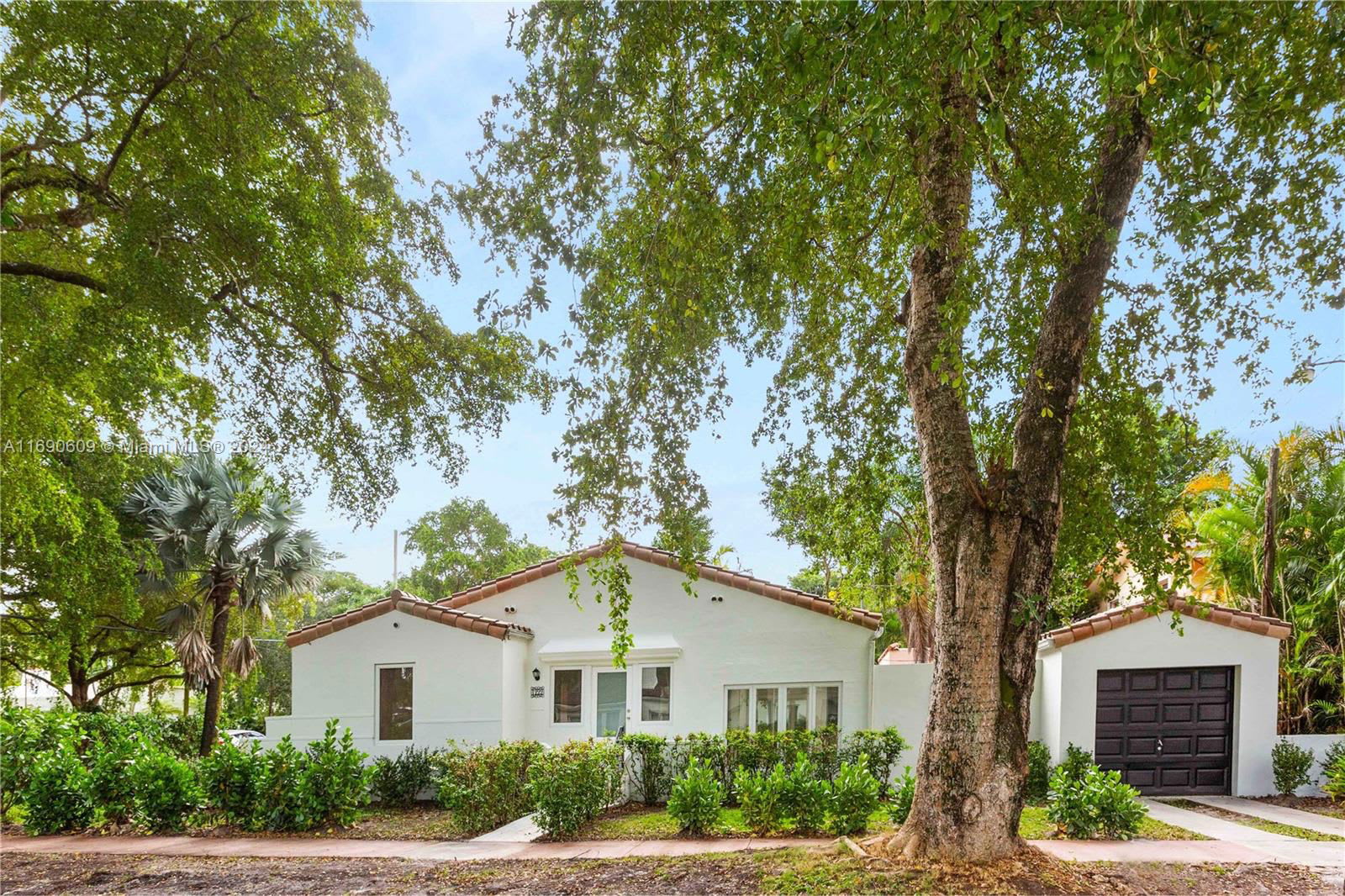1222 Genoa Street – photo 1