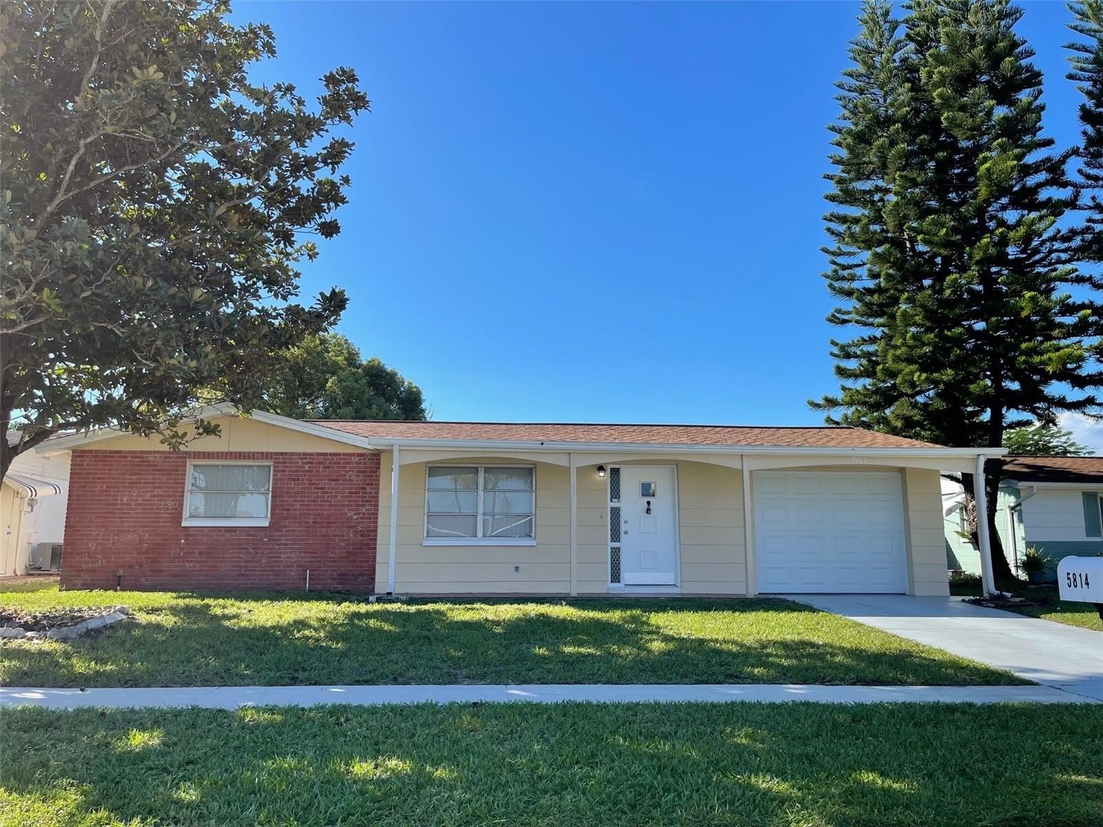 5814 1ST Avenue – photo 1 of 22