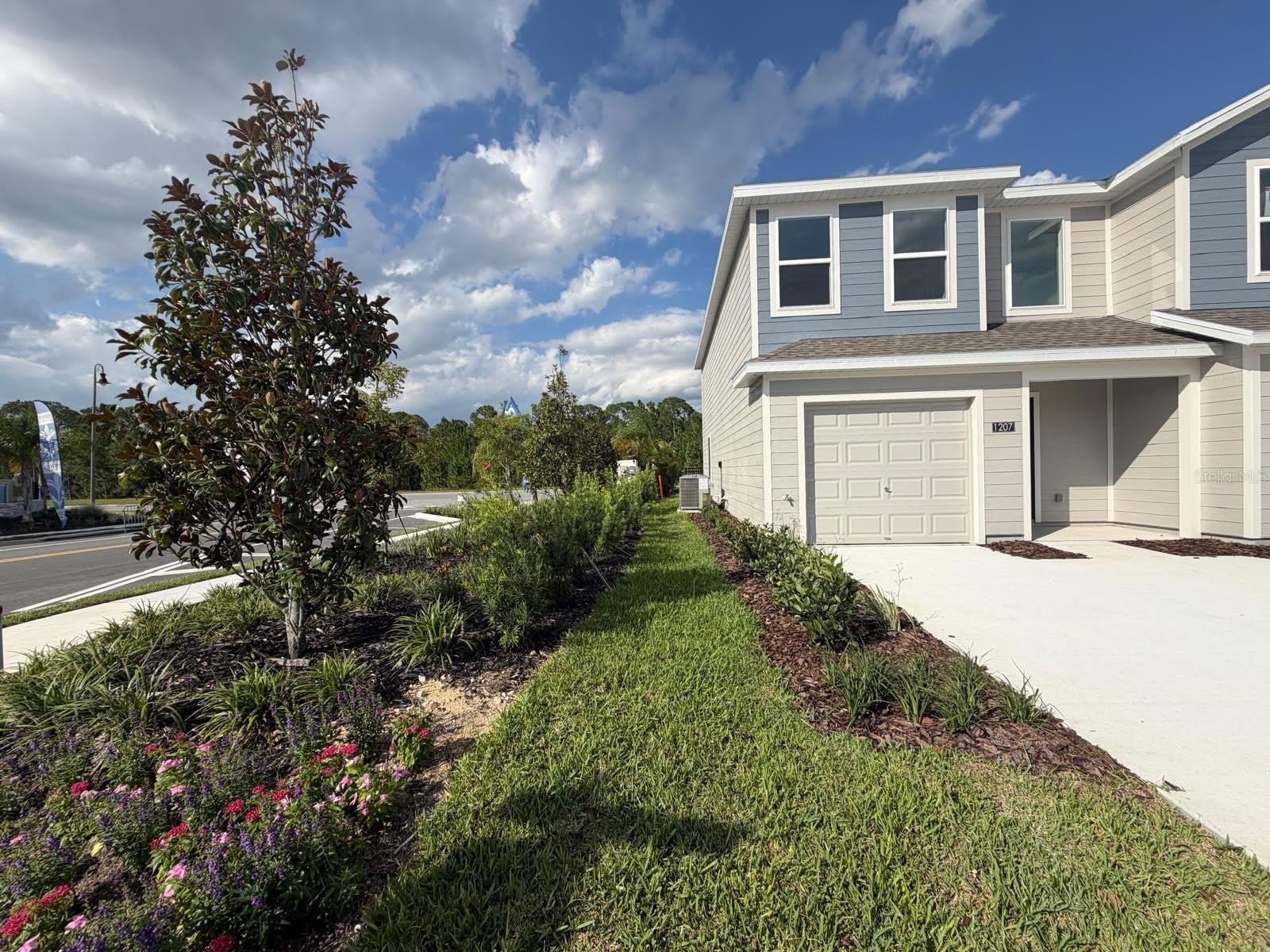 1207 ORION Street – photo 1