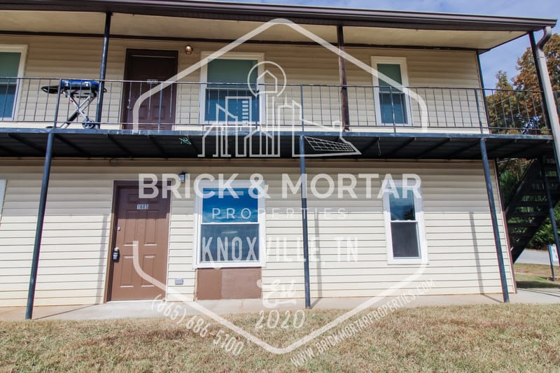 1005 Clendenen Road – photo 1 of 16