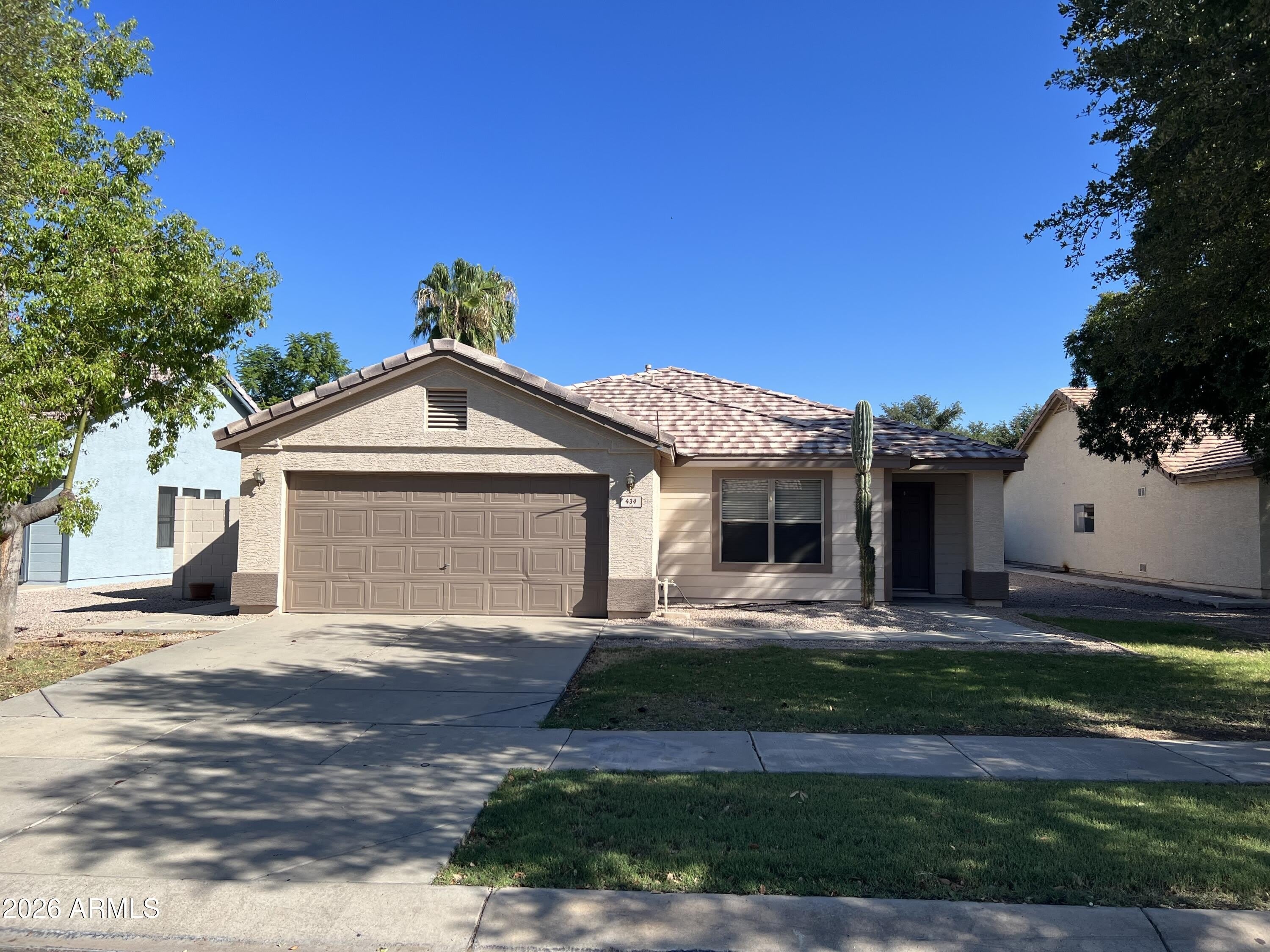 434 W Fabens Lane – photo 1