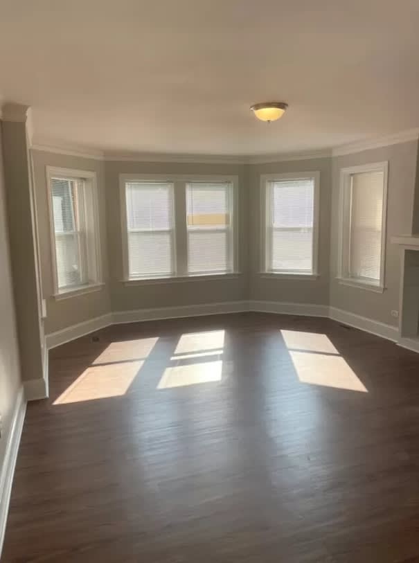 6046 S. Rhodes Ave – photo 1