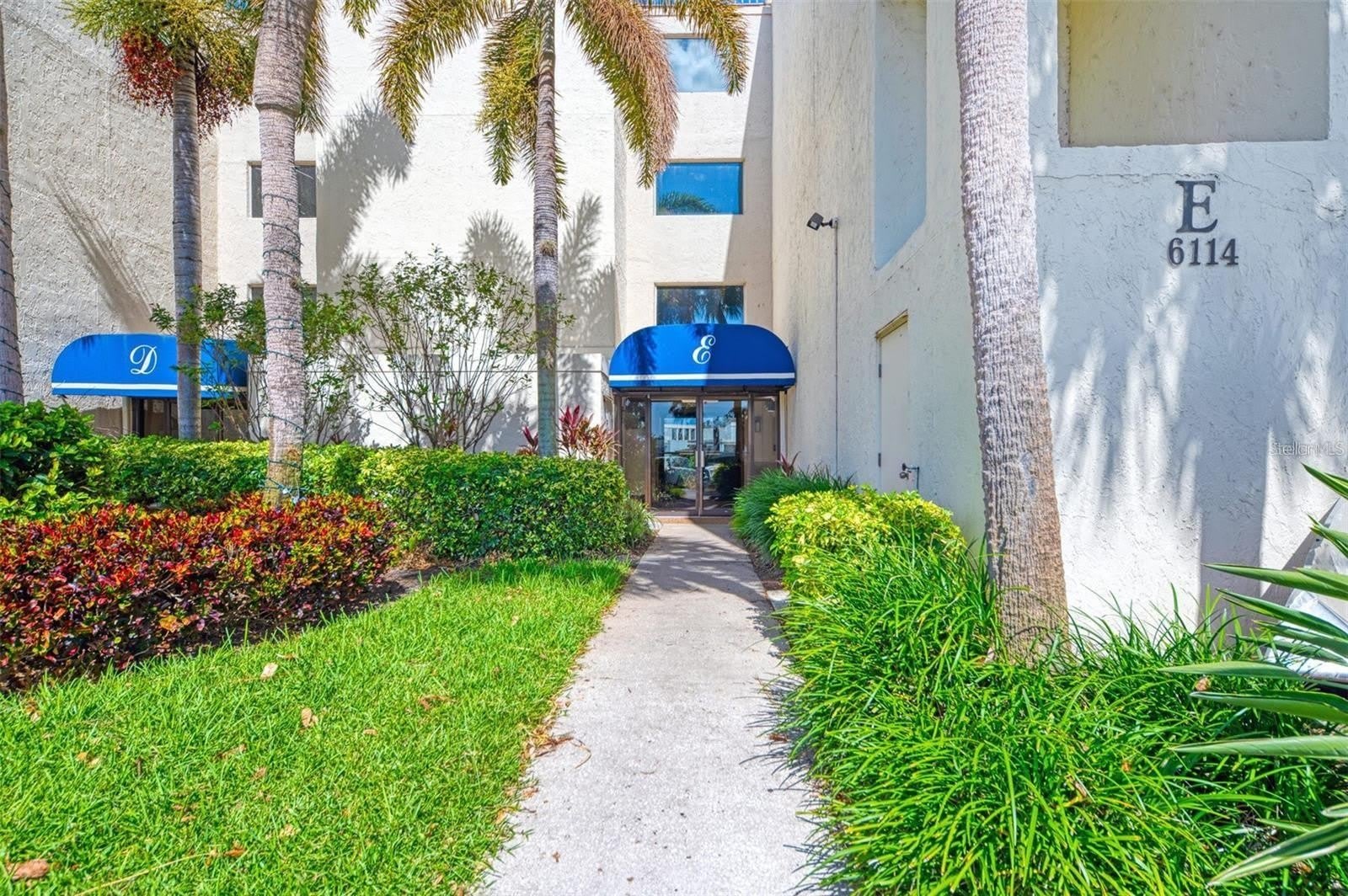 6114 43RD Street W – photo 1