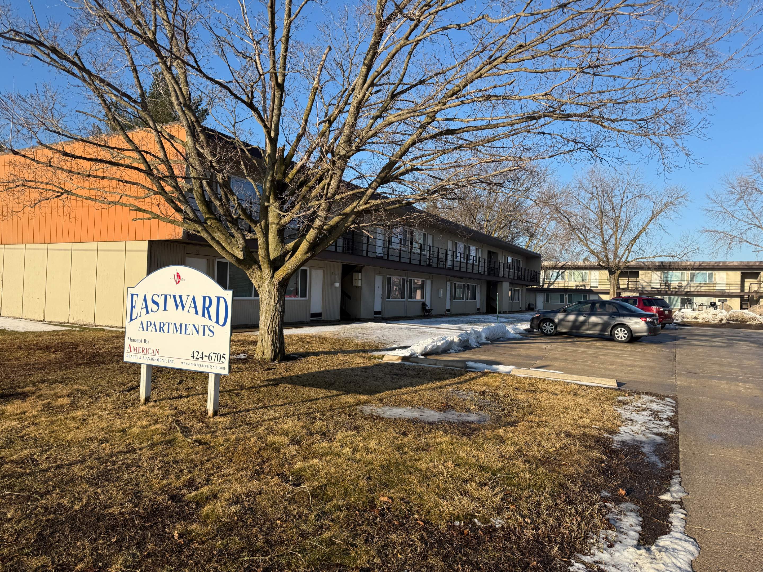 510 S Illinois Ave – photo 1 of 4