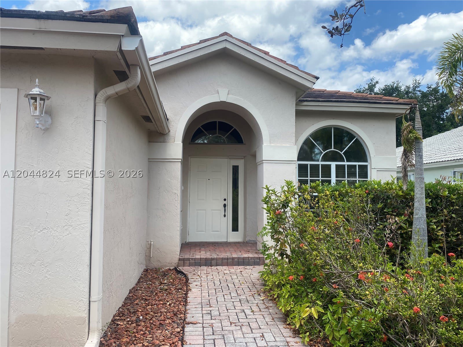 1315 NW 143rd Ave – photo 1
