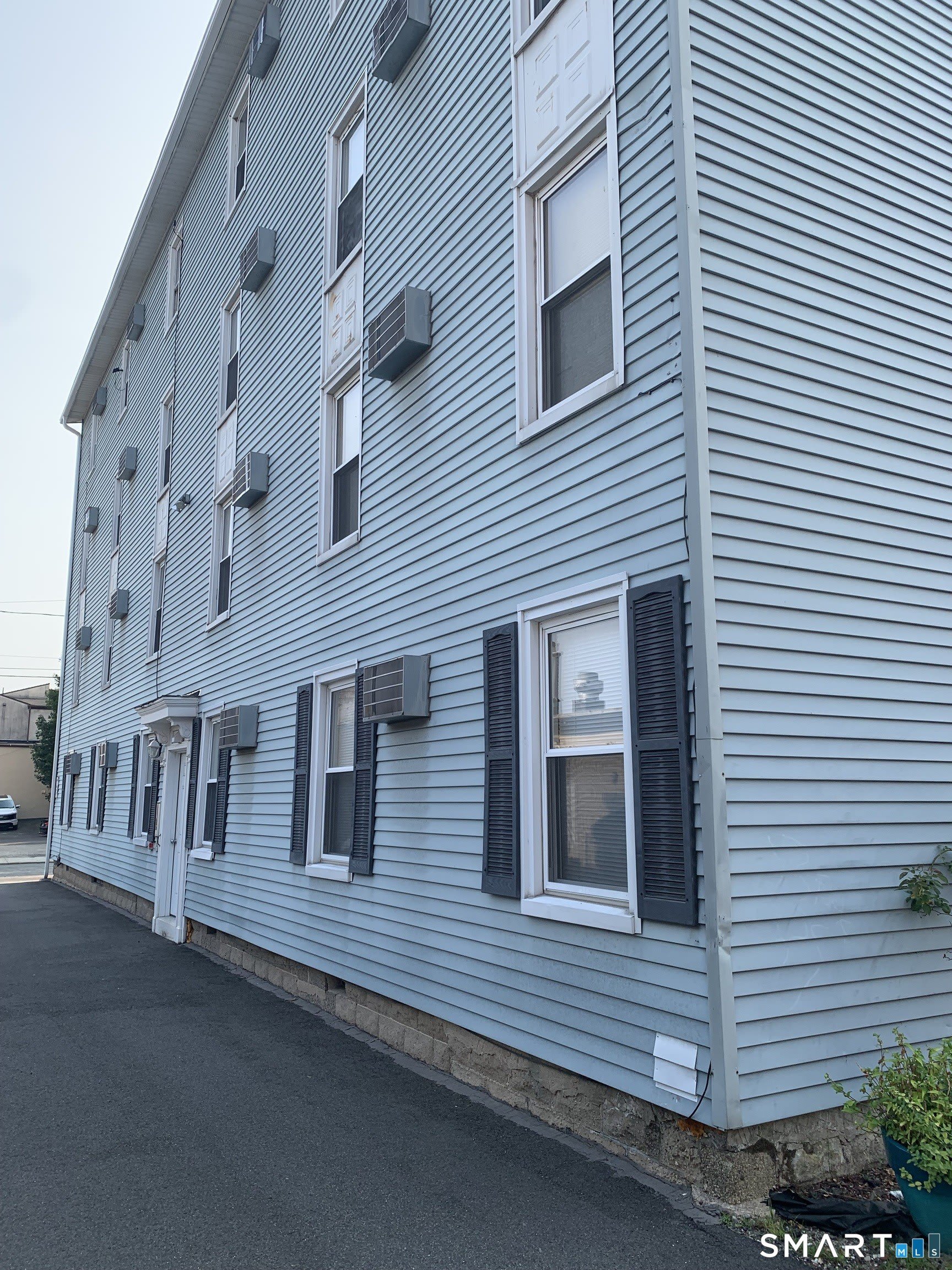13 Park Place – photo 1 of 8