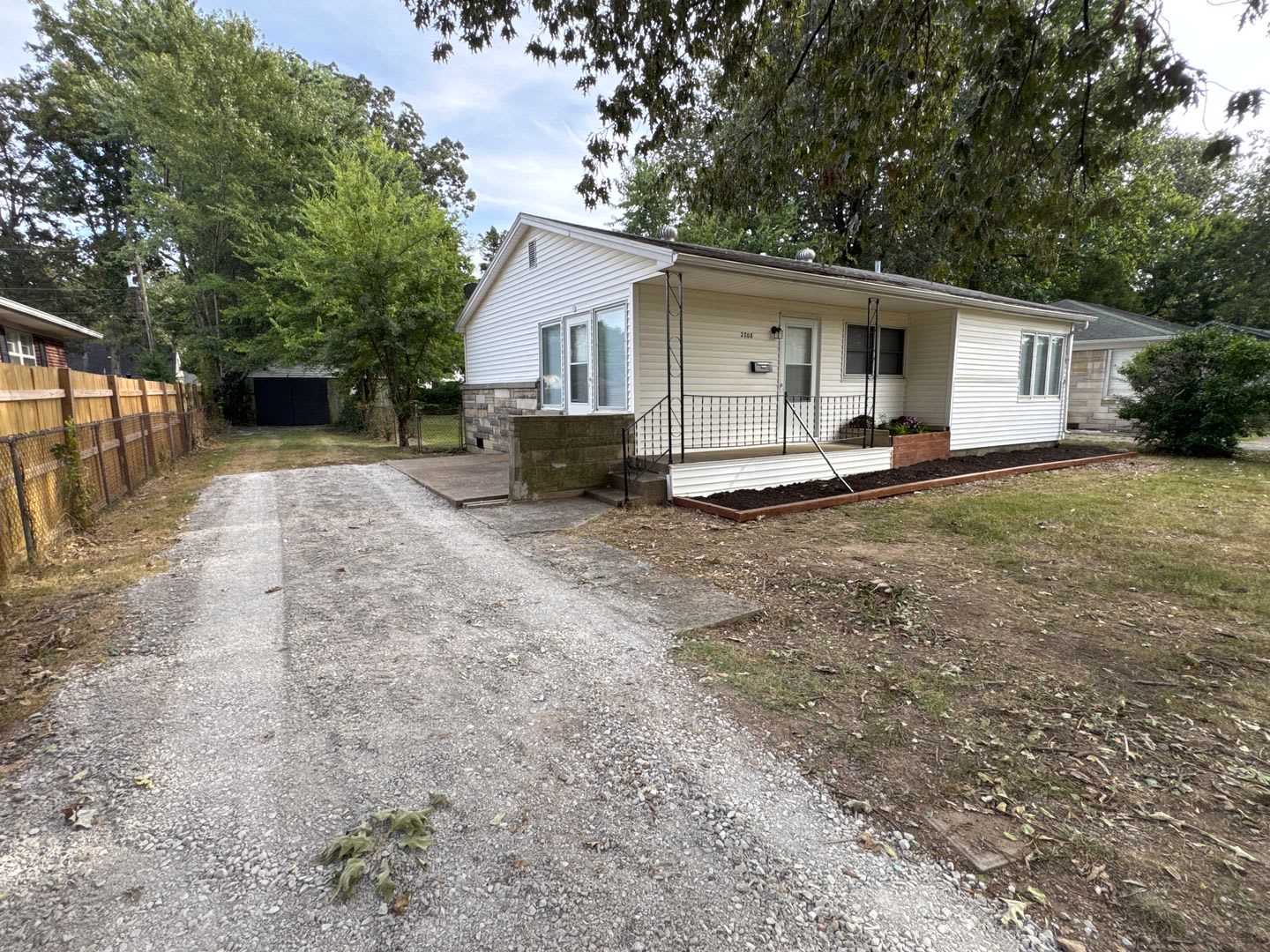 3 bedroom 1.5 bath Paducah – photo 1 of 26