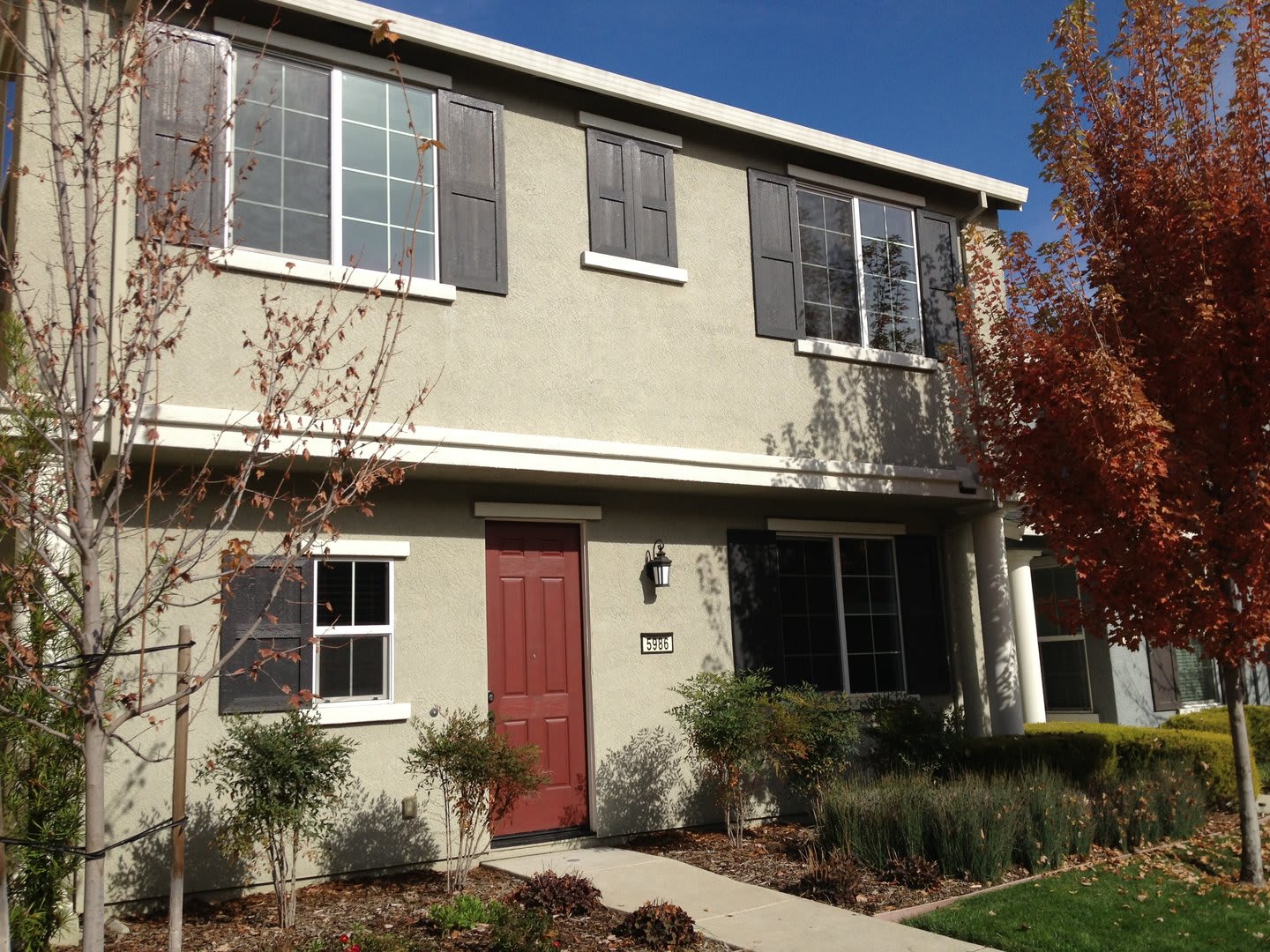 Charming, spacious 2 story home in Camden Place in Citrus Heights – photo 1