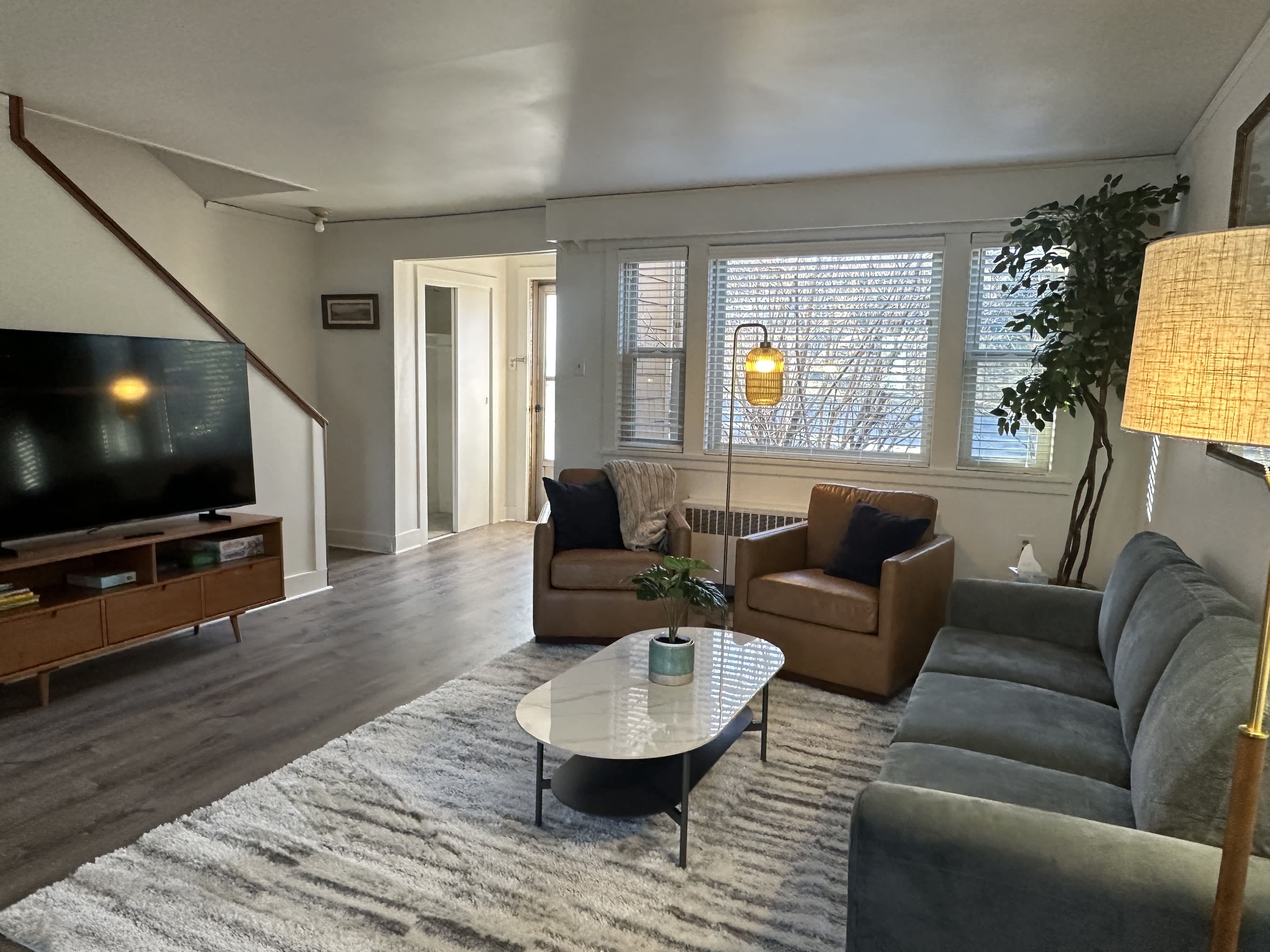 2010 42nd St – photo 1 of 16