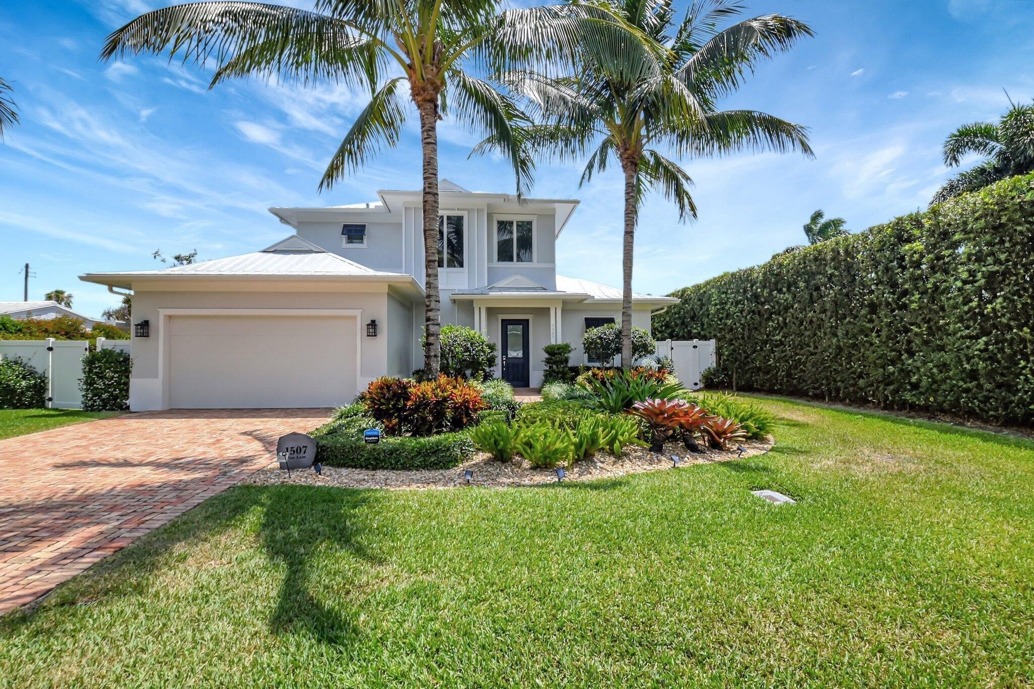 1507 Pine Lane – photo 1 of 42