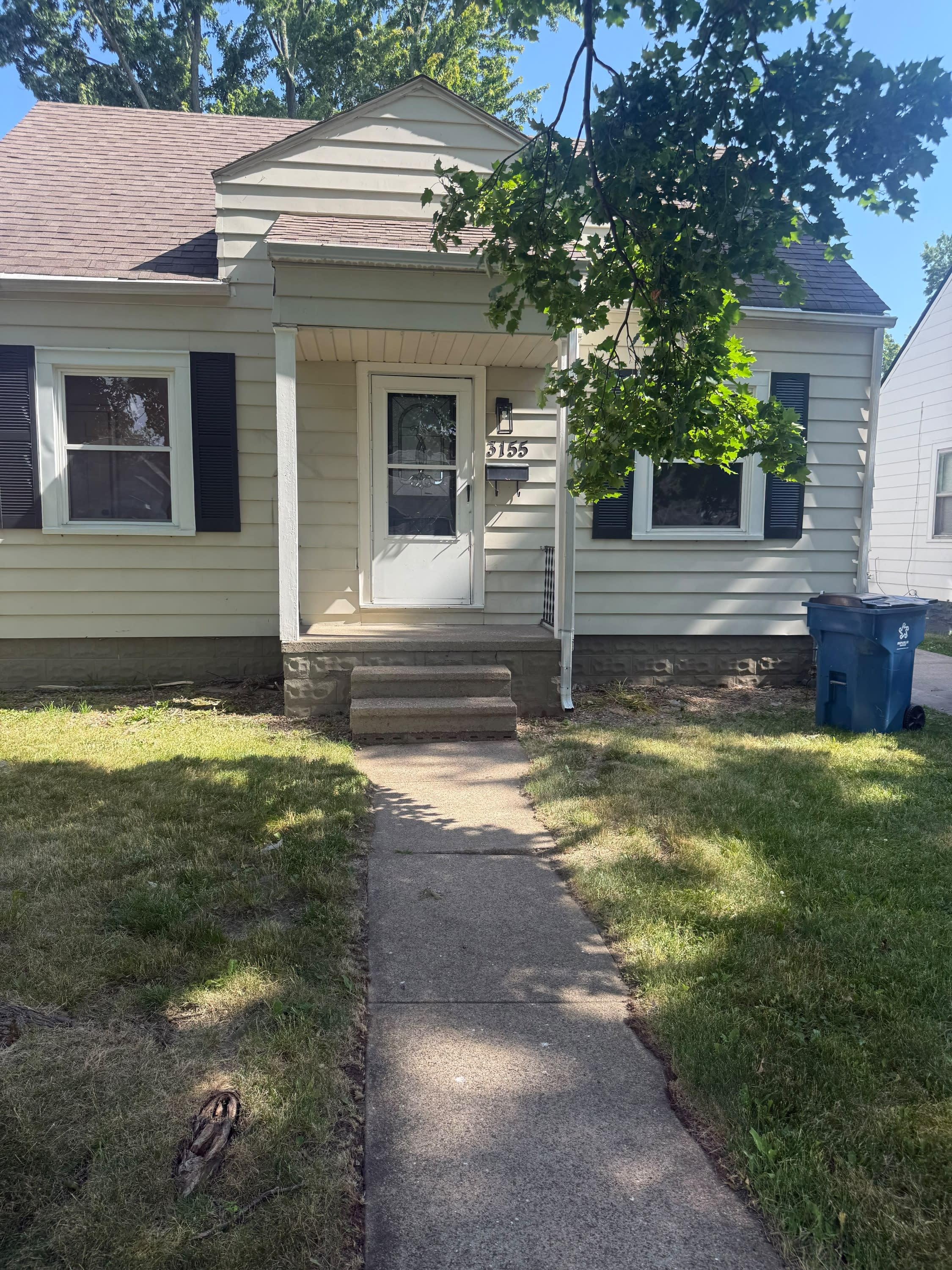 3155 Lincoln Street – photo 1