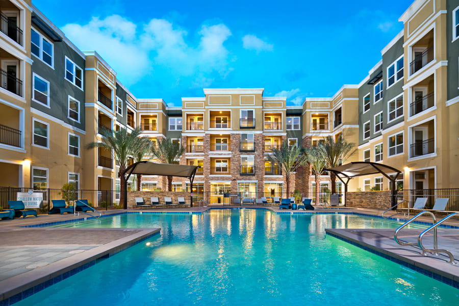 District at Biltmore Apartments Phoenix – photo 1