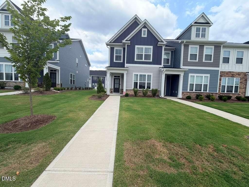 1633 Wendell Valley Boulevard – photo 1 of 40