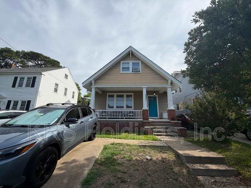 212 Maryland Ave – photo 1