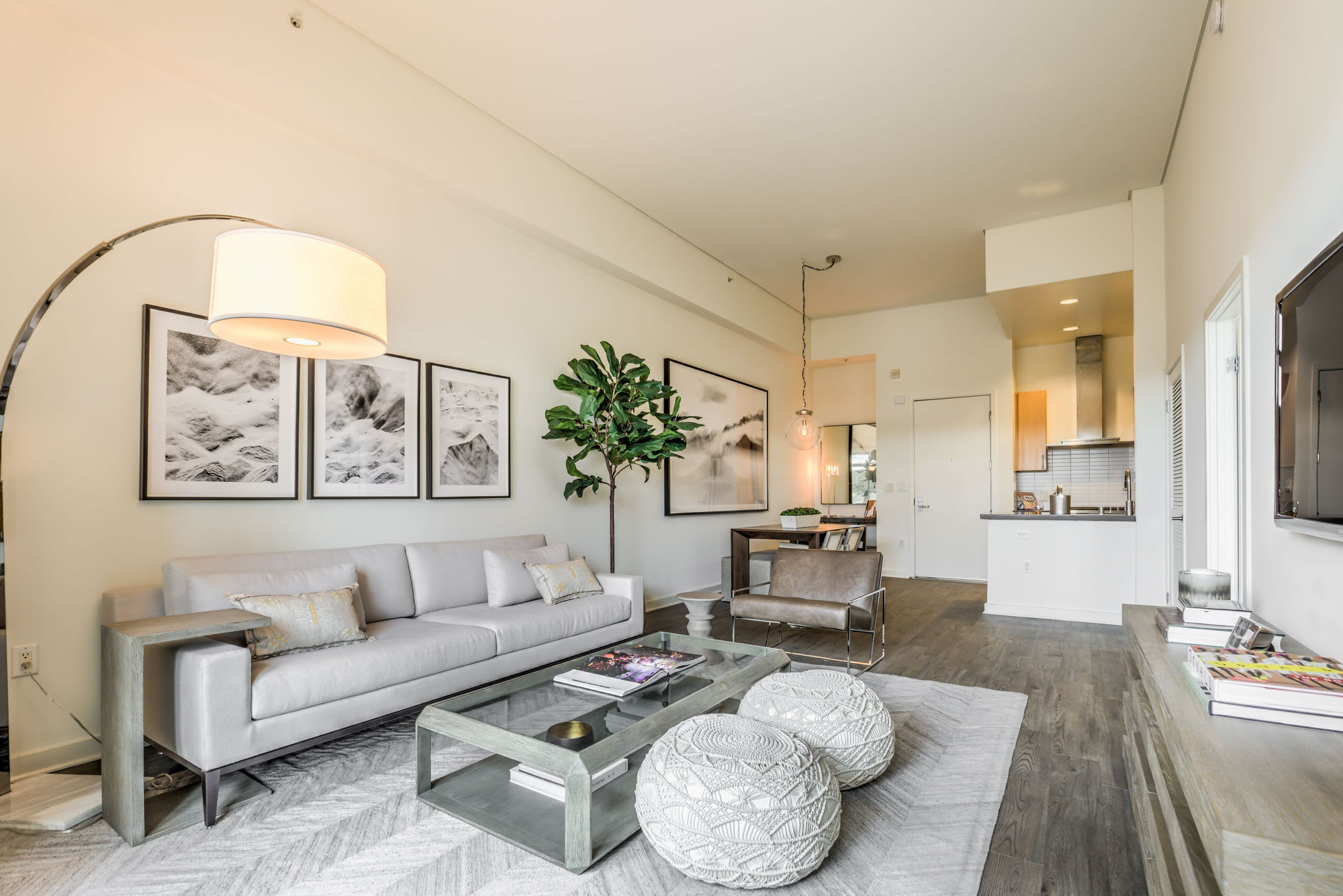 NoHo 14 – photo 1
