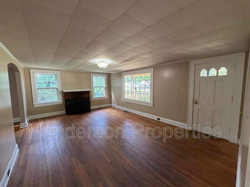 638 Salisbury Road – photo 1