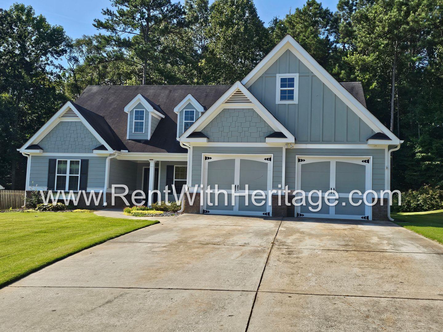Amazing 4 Bedroom/ 3 Bath Home / Attention to Detail / Popular Breman Schools / Great Location – photo 1 of 58