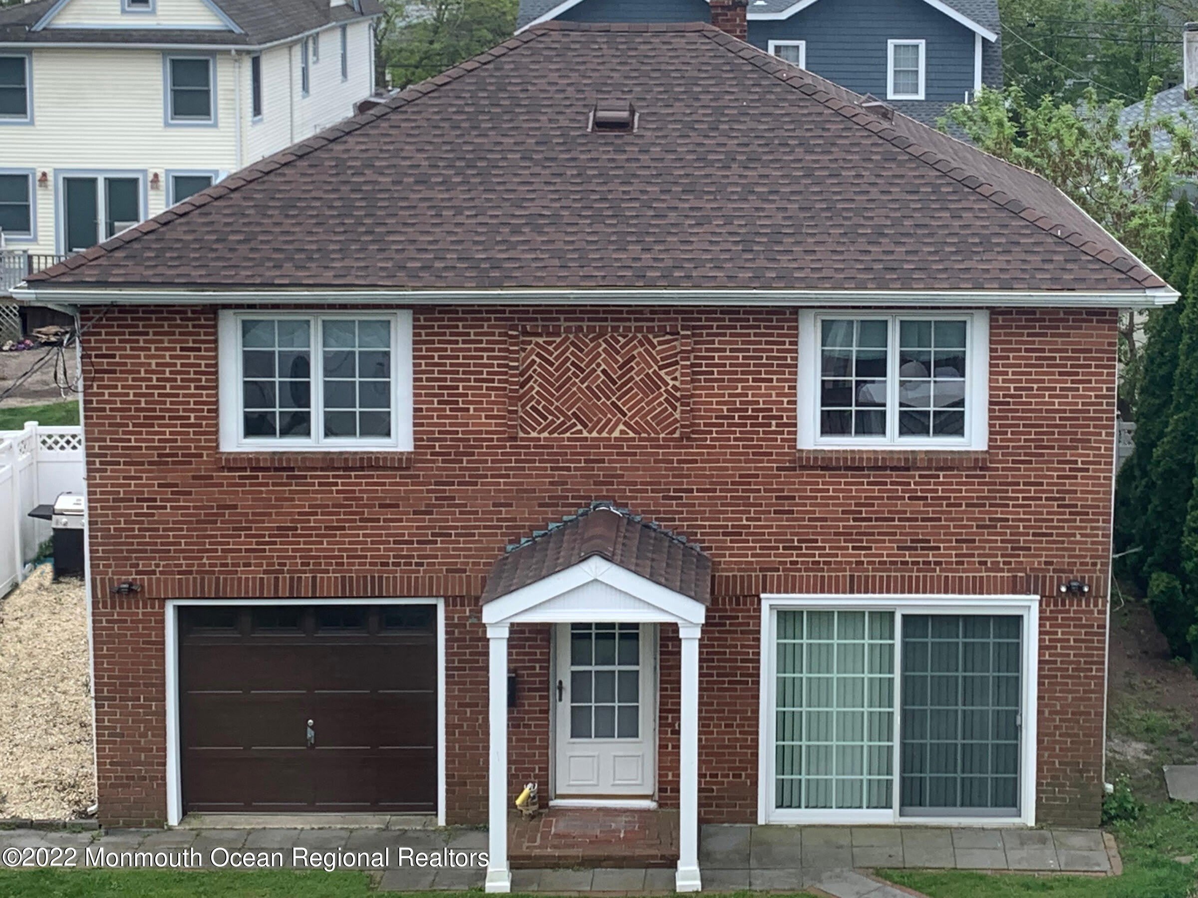 515 Monmouth Avenue – photo 1 of 20