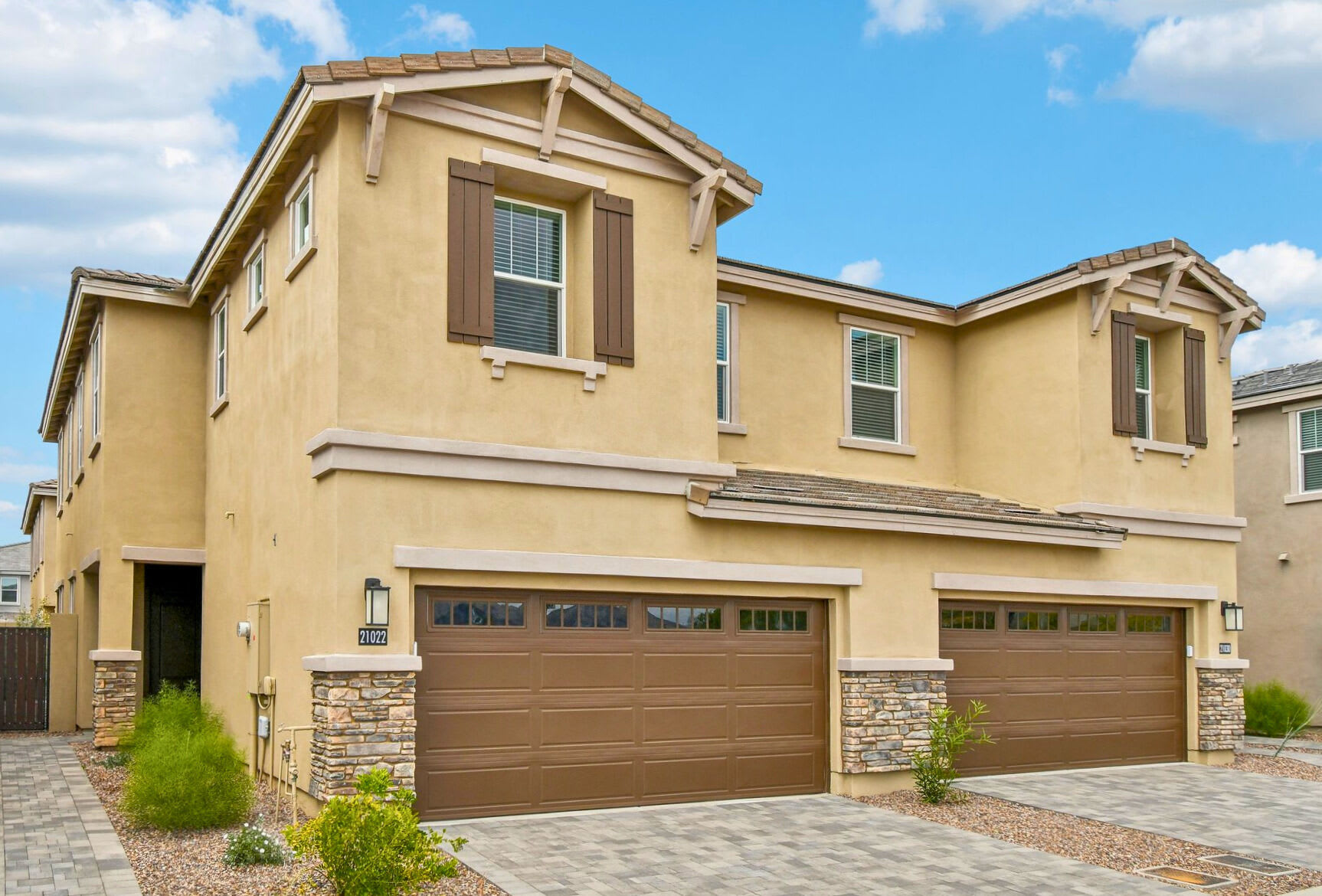 Bb Living Desert Ridge – photo 1