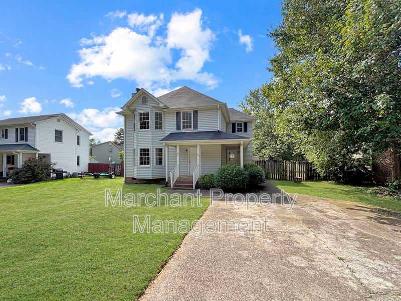 118 Creek Drive – photo 1 of 19