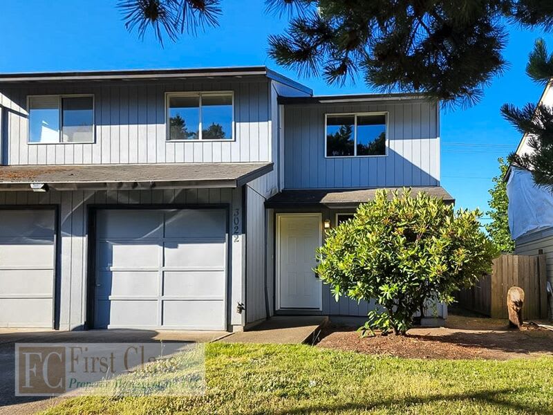 3022 SE 38TH CT – photo 1