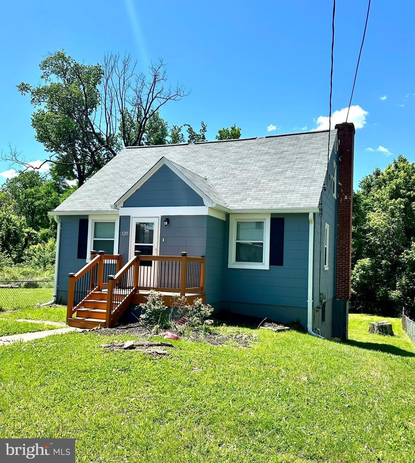 5215 Muth Avenue – photo 1