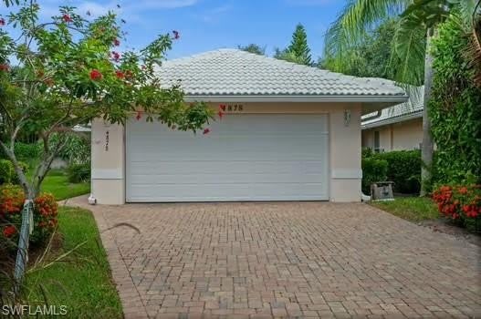 4878 EUROPA Dr – photo 1